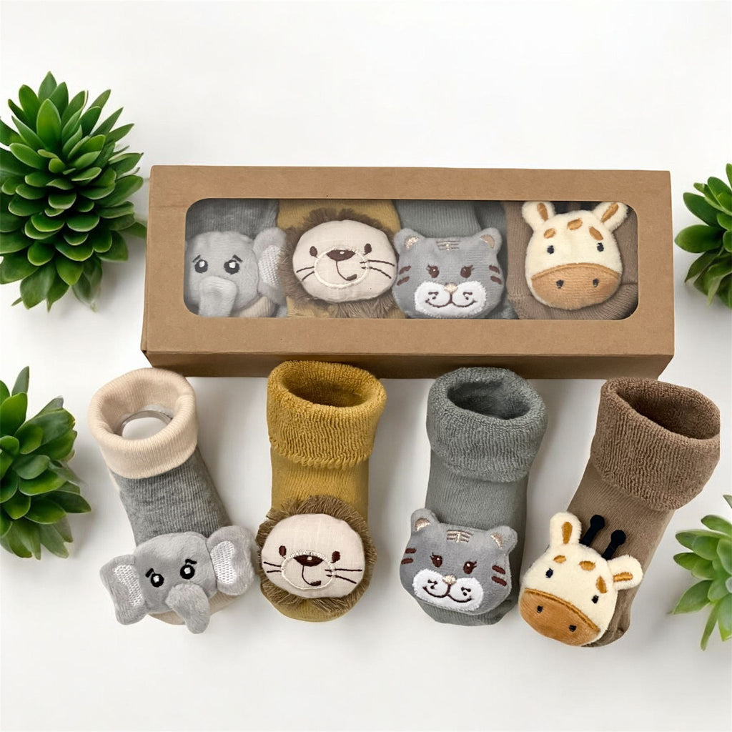 Adorable Safari Rattle Baby Socks: Perfect for Your Little Explorer