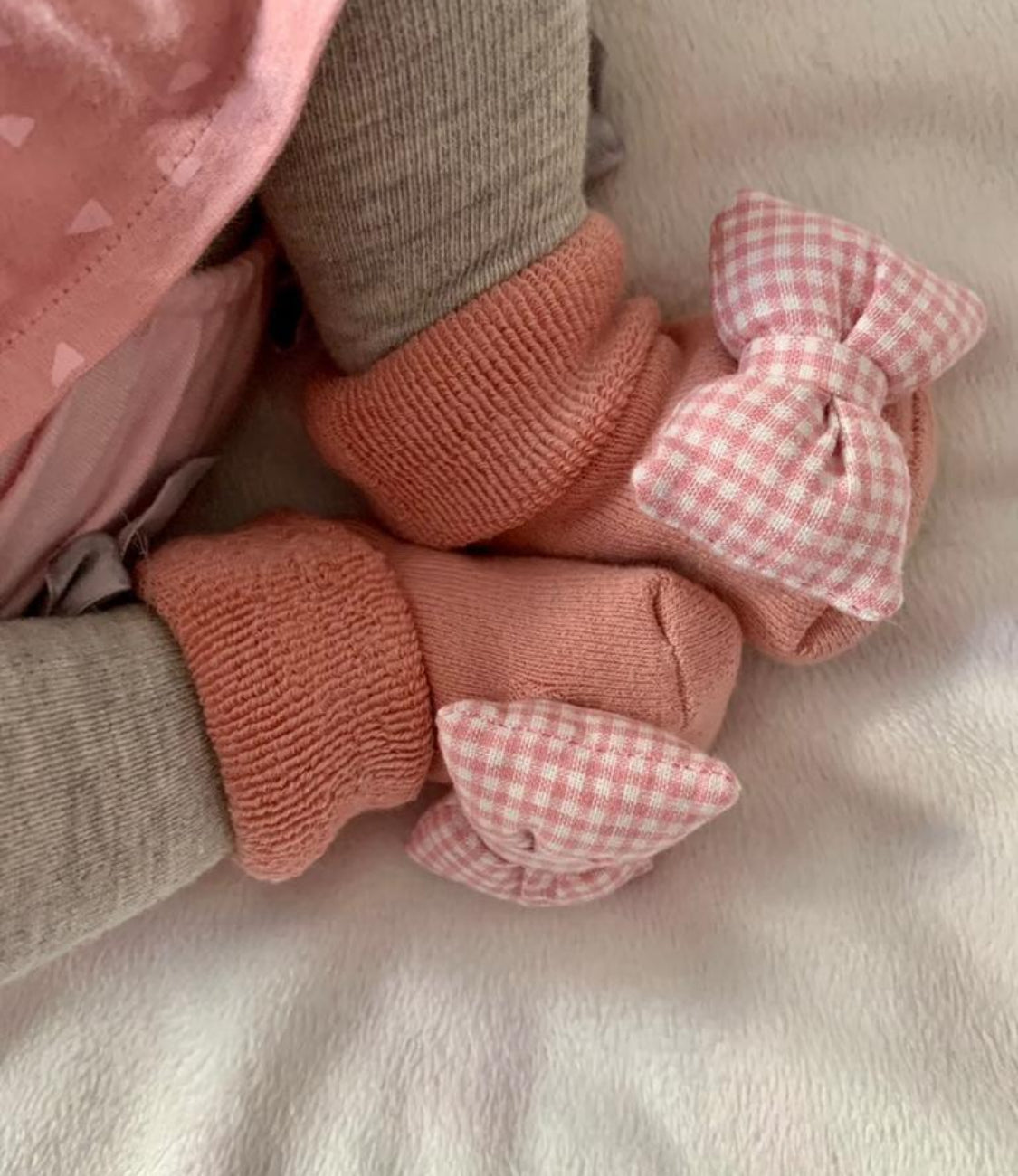 Pretty in Pink Bow Baby Socks