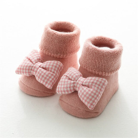 Pretty in Pink Bow Baby Socks